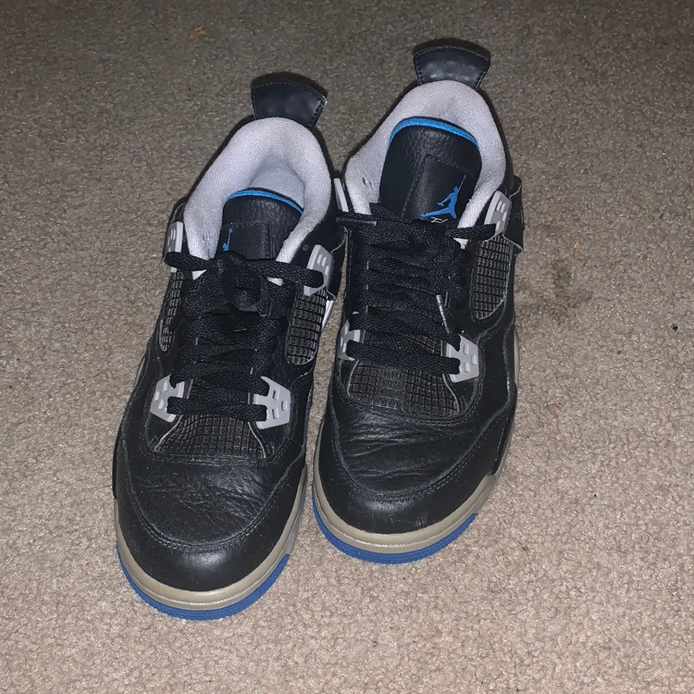Jordan 4 retro motorsport
